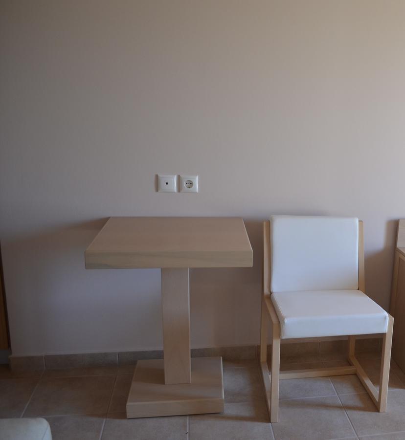 Aligis Studios Kateliósz Kültér fotó